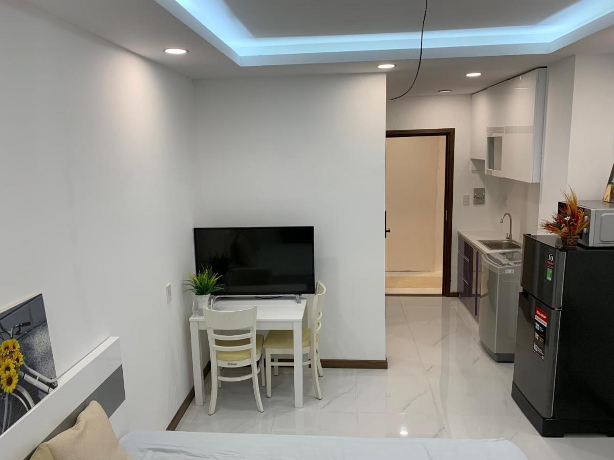 Smiley Apartment Quan 2 Ho Chi Minh City Exterior photo